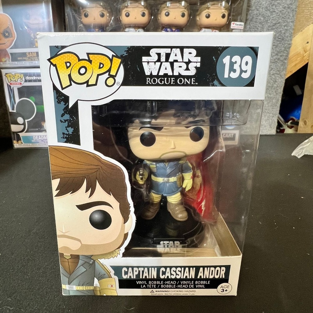 Funko Pop Star Wars Rogue One Captain Cassian Andor 139 Vinyl Bobble-Head Figure